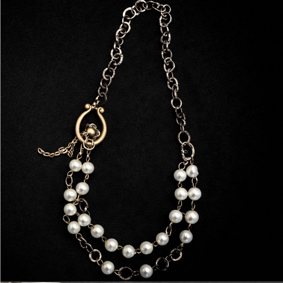 Jewelry - Vintage Cultured Salt Water Pearl and Gold Chain Necklace